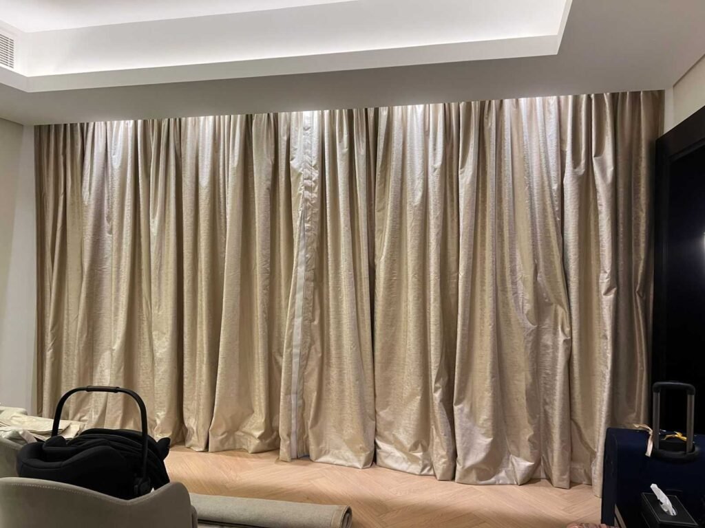 Soundproof curtains dubai
